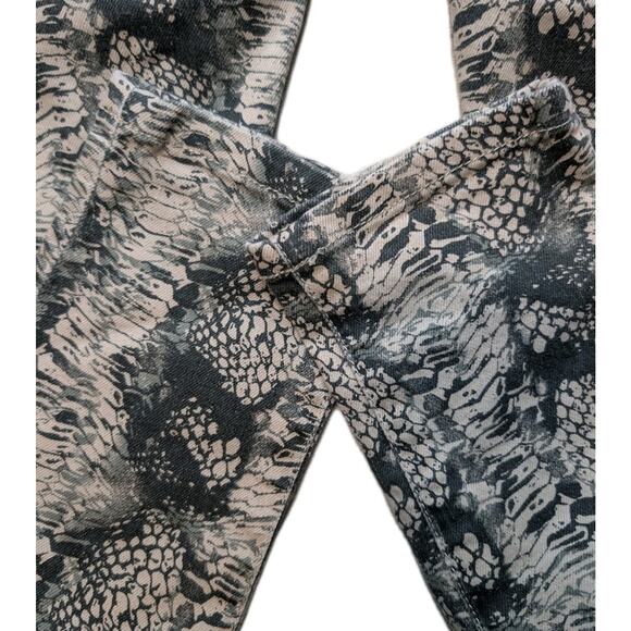 CABI Women's 6 Snakeskin Print Reptile Skinny Ankle Pants Retro Emo Y2K - Picture 5 of 6
